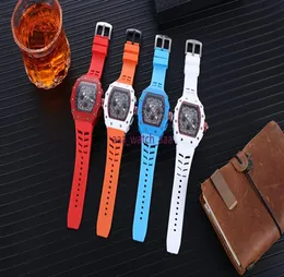 2020 Высококачественные бренды Luxury Watch Men Watch Watch Functions Work Men039s Sports Watches Big Dial Relogio случайные наручные часы M8878161