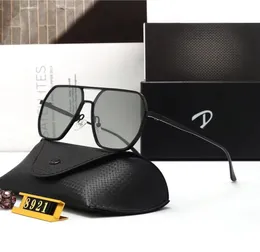 Marca de luxo clássica Design de moda Sunglasses SunScreen Retwork Resolve Look Salb Optics Week Segunda -feira de fevereiro Ponte