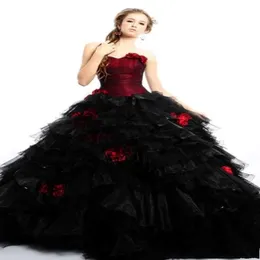 2019 Vintage Bourgogne Gothic Plus Size Ball Gown Wedding Dresses Brudklänningar Stropplösa blommor Svart och Red Tulle Halloween Party Dre 276U