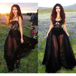 Moda Selena Gomez Sexy Black Prom Strapless Applique Dissets de noite Veja através de vestidos de festa de desgaste do clube puro 0510