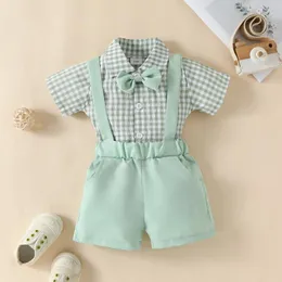 Kläder sätter 2st Baby Boys Casual Plaid Kort ärm Bowtie Onesie Suspender Shorts Set kläder