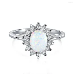 Pierścienie klastra moda luksusowy srebrny biały niebieski opal 6 8 mm węglowy kamień słonecznikowy słonecznik