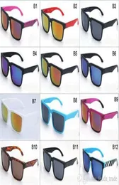 プロモーションサングラスファッション新しいスタイルメンデザイナーサングラススポーツWowomen Street Sunnies Eyewear Moq50pcs 12 Colors Fasthib6017636