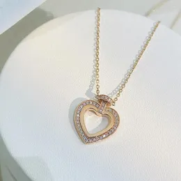 Collane a ciondolo 925 Gioielli di moda a mezza zircone del cuore di pesca argento sterling (DJ2311)