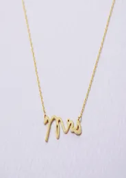 30pcs English alphabet initials MRS madam Mrs Necklace Small Stamped Word Initial Necklace Tiny Love Alphabet Letter Necklaces7127572