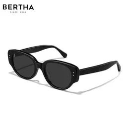 Óculos de sol Bertha gato olho de sol dos óculos de sol Womens Sense 2023 Novos óculos de sol pretos da estrutura branca Proteção UV Elegância Eyeglass J240508
