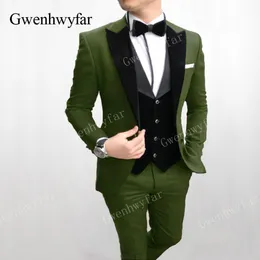 Gwenhwyfar Men Suits Army Green 2019 Slim Fit Velvet Lapeel Groom Suit de homens Tuxedo Blazer de casamento de casamentos de 3 peças 178o