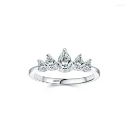 Кластерные кольца Европейское и американское 925 серебряной серебряной капли моделируемого кольца с бриллиантом подходят для женских аксессуаров короны