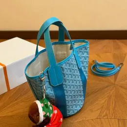 Designer bag Luxury basket shopping bag Fashion handbag Shoulder bag Classic beach bag Bucket bag Luxury crossbody bag Mini fashion tote bag Send a doll pendant