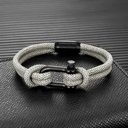 Charm Bracelets Mkendn 개인화 된 남성 해상 이중 스트랜드 로프 브레이슬릿 U 모양 볼트 클래스 스테인리스 스틸 마그네 버클 남성 선물 Y240510