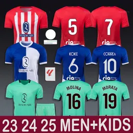 23 24 25新規到着卸売アトレティコマドリードサッカージャージM.Llorente Koke Morata Molina Griezmann Saul Correa Lemar Football Shird Men Kids Kit Sets Sets