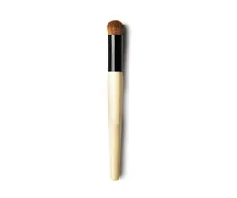 Cobertura completa Toque em maquiagem Brush Small Precise Foundation Centro de mistura Buffing Beauty Cosmetics Brush Tool7175273