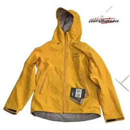 Varumärkesdesigner broderade vårjackor lt Raincoat Men's Xledziza Yellow Brand New With Label JQ6E