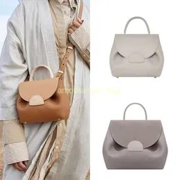 Waist Bags French Niche Fashion Classic Shoulder Diagonal Cross Bag Casual Versatile Piggy 230906