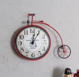 Vintage Creative Bicycle Cheap Clock Wall Mural Personlighet Dekorativ cykeldesign Hanging Watch Retro Cycle Ornament Home Decor4297051