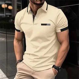 Herrpolos fashionabla solid färg Mens Polo Shirt Hot Selling in Summer med ett kapell och kortärmad avslappnad enkel stil som bär lös t-shirt Q240509