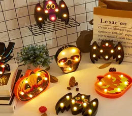 Nuova lampada Halloween in plastica Pumpkin Bat Ghost Night Light Lampada Halloween per casa Dining decorazione HHA7755817787