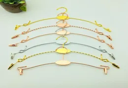 300pcs farbige Metalldessous -Kleiderbügel mit Clip -BH -Kleiderbügel und Unterwäsche -Unterlagenunterlagen -Display -Hangers SN6044671581