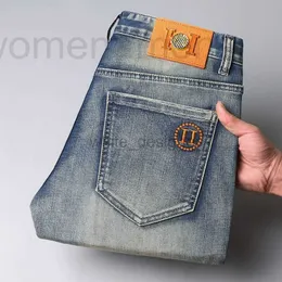 Jeans designer maschile jeans lusso ricamato ricamato in difficoltà di bestiame bestiame bestiame autunno e stili invernali pantaloni versatili Q0pv
