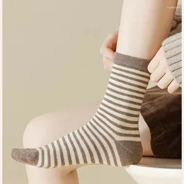 Women Socks 3pairs/lot Fashion Striped Couple Long Retro Harajuku Mid Tube Sock For Men Sweat-absorbing Breathable Sports Cotton