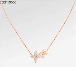 Подвесные ожерелья с коробкой женщин роскошные дизайнерские бренды с двойным цветочным подвесным ожерельям цепное золото