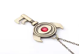 Śliczna legenda anime Zelda wisiorek Evil Eye Key Collana A Forma di Cuore Naszyjniki wisiorki dla fanów 8A385240363