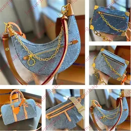 Women Women Denim Bag Designer Mini Soft Trunk Box Box Pox Ceep All 25 Palow Facs Loop Half-Moon Chain Bumbag Bumbag عالية الجودة كتف محفظة القابض