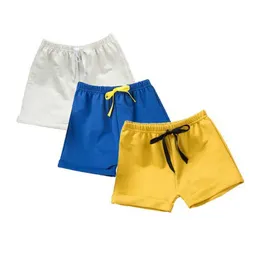 Shorts Summer Boys Shorts Fashion Botton Boys and Girls Shorts Shorts Childrens Beach Spodnie sportowe Ubranie dla niemowląt 9m-5T D240510
