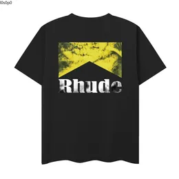 24sss moda luxunhão masculina camiseta de verão rhude designer t-shirt pura algodão letra de algodão estampado casal roupas tends de rua casual haikyuu camiseta 862