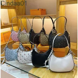 Womens Bag Designer New Crescent Bag Underarm Simple Shoulder Bag Commuter Versatile Casual Bag 9 Colours