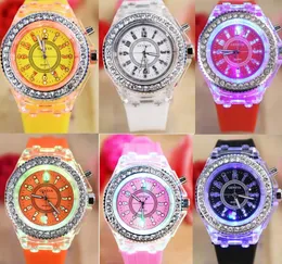 Genewa LED LUDINY DIONNOUNS DIONNDWATCH Crystal Digital Light Watch Unisex Rhinestone Silikon galaretki cukierki Flash Flash Up Backlig1304197