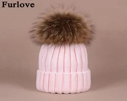 Furlove Real Raccoon Fur Womens Winter Hat äkta päls Pompom Kvinnor Sticked Bobble Ski Hat Cap Winter Hats For Women Skallies3279446