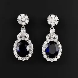 2024 Klasik Küpe Stud Womens Lüks Küpeler Tasarımcı Mücevherat Küçük Kalp Vintage Ohrringe Altın Kaplama Cjeweler Çiçek Adam Moda Sarkla Küpe