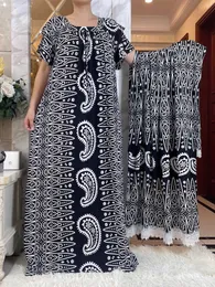 Abbigliamento etnico nuovo estate abaya con grande sciarpa ad abito di cotone corto slve in stile rumano in stile rumano boubou sciolto boubou maxi islam donne vestito t240510