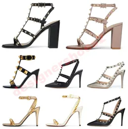 Designer High Heel VT Sandal Dress Scarpe Caviera Stule Roman Roman Rivets Rivets Womens Stiletto Blocco Sandalo Sandalo Destinazione Destina