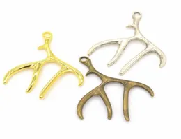 Bulk 100pcslot Deer Antler Charms hänge 5141mm bra för DIY hantverksmycken som gör 3 färger2218535