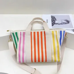 Design di lusso da donna Tote Bag Shopping Shopping di grande capacità Beach Casual Versatile Student Spalla 240429