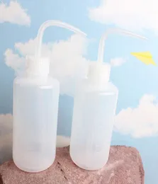 Whole 2505001000ml NEW Plastic Squeeze Bottle Sauce Oil Water Dispenser Diffuser For Watering Tools1145440