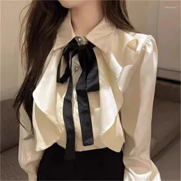 Blusas femininas elegantes blocos de champanhe com colarinho de gravata borboleta e detalhes de manga longa com detalhes