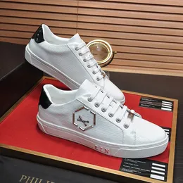 Philipe Plein Shoes Luxury Brand Sport Sneakers för män Famous Designer Shoe Check Bone Fashion High Quality Business Scale Leather Metal Skulls PP Mönster Scarpe