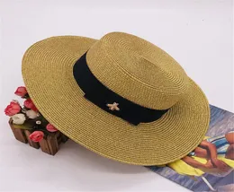 Little Bee Designer Hats Caps Women Wide BriM Luxushüte Sommer Beach Hut Verstellbare Cap neue Mode -Grashut Top High Quality2651117