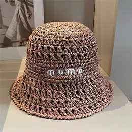 디자이너 버킷 모자 럭셔리 밀짚 모자 여성 편지 짠 모자 럭셔리 M Sunhat Summer Beach Cap 캡 크로 셰 뜨개질 브랜드 햇볕 모자 야외 캐주얼 모자