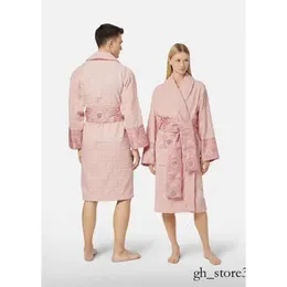Medusas Designer Velvet Robe Barock Mode Pyjamas Männer Frauen Brief Jacquard Druck Barocco Druckhülsen Schalkragen Taschengürtel 100% Baumwolle 2023 484