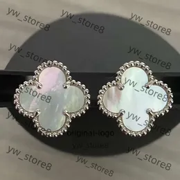 Four Leaf Clover Earring 2024 Fashion Classic Dangle Earrings Designer Woman Agate Mother of Pearl Moissanite Diamond Drop Earring Valentines 선물 8087