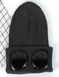 BeanieSkull Caps 2022 Winter Women Knitted Hip Hop Beanie With Goggle Decoration Female Pilot Style Skull Cap Hat H34380527