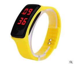 2016 Sport Mode LED Touch Sn Watch Candy Jelly Silikon Gumowa cyfrowa bransoletka zegarków mężczyzn Kobiety Unisex Sportswatch DHL Free6377884