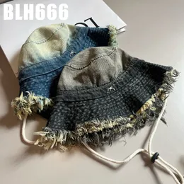 Tasarımcı Kova Şapkası Erkek ve Kadınlar İçin Lüks Erkek Moda Tuval Denim Plaj Şapkası Bob Geniş Kötü Şapkalar Yaz Güneş Şapkası Ayarlanabilir çene kayış şapkası