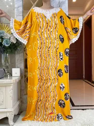 エスニック服新しいイスラム教徒の綿の布ドレスと女性のための大きなスカーフと2023夏の短いSlve femmeローブアフリカの伝統的なアバヤT240510