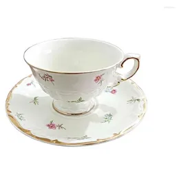 Xícaras picadas de luxo garotas de café xícara de café Cerâmica Fancy Fashion Moda Vintage Criativa Elegante Tasse Ceramique Tarde Tarde Conjunto de chá Ob50bd