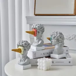 Estatuetas decorativas sorvete esmagando David Figure Decoração de casa escultura moderna figura nórdica Ornamento Office Bookshelf estátua de desktop